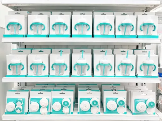 Toddler cup transition shelf